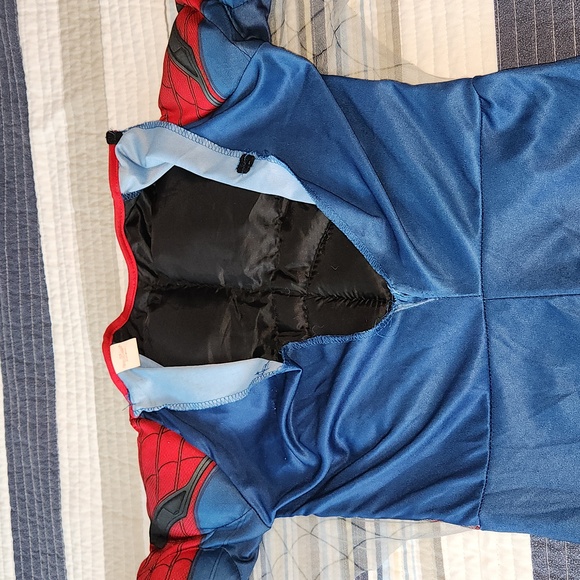 Spiderman Costume Kids Size Small with muscle chest, gloves and mask - Picture 6 of 9